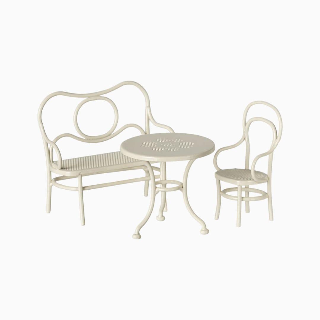 Maileg metalen tuinset met bankje, tafel en stoel in de kleur off white