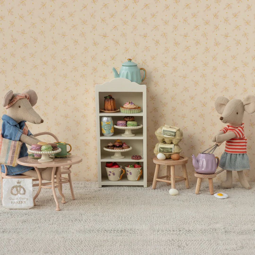 Maileg tuinset met bankje en tafel in licht roze kleur