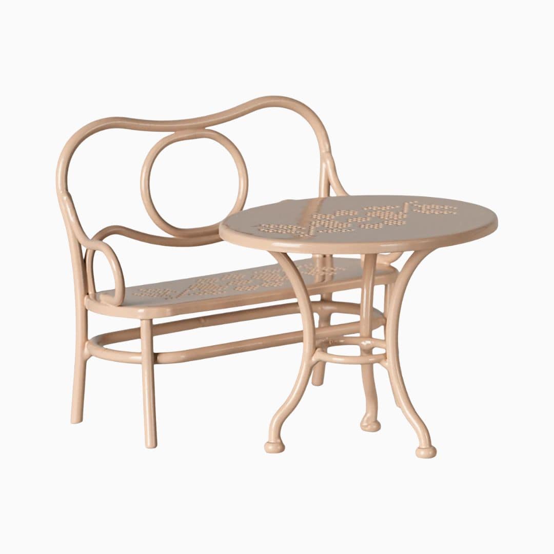 Maileg tuinset met bankje en tafel in licht roze kleur