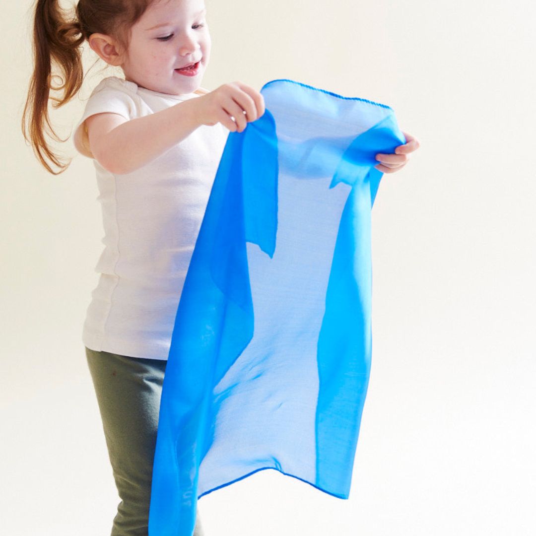 Speelzijde mini van 53 bij 53cm in de koningsblauwe kleur Royal van Sarah's Silks