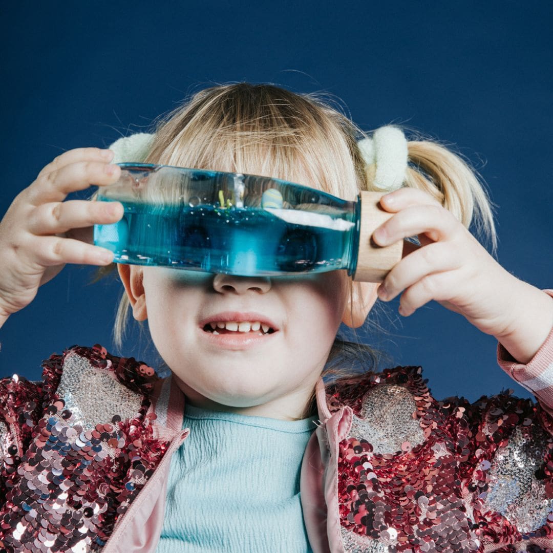 Petit Boum sensorische fles universum met astronaut in de ruimte