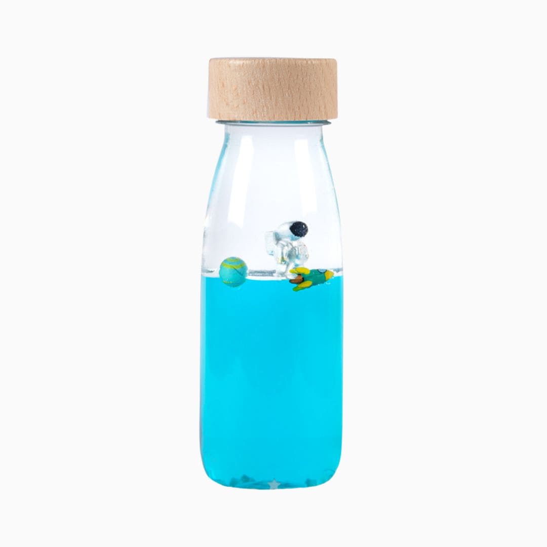 Petit Boum sensorische fles universum met astronaut in de ruimte