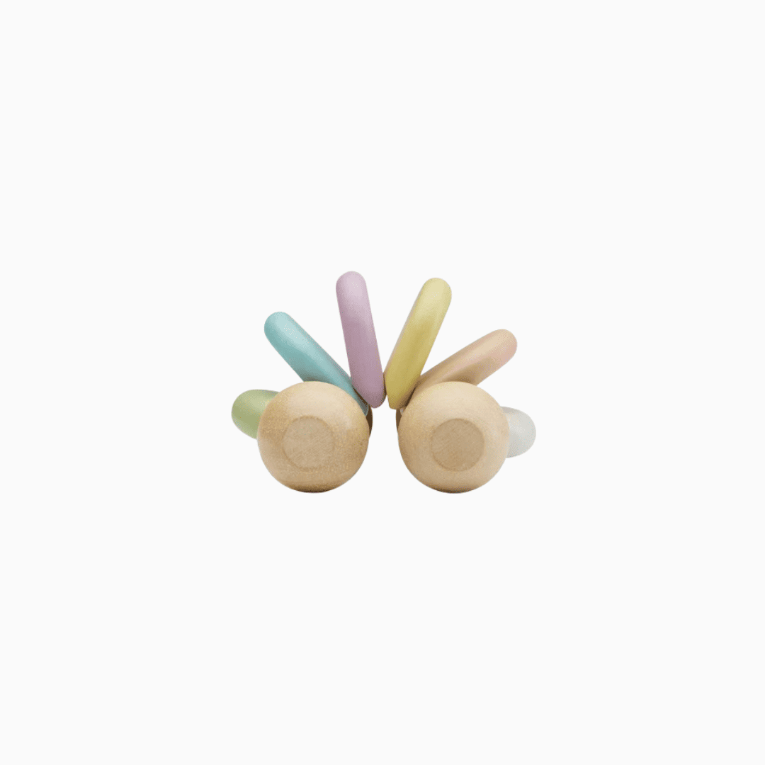 Plantoys houten baby auto pastel
