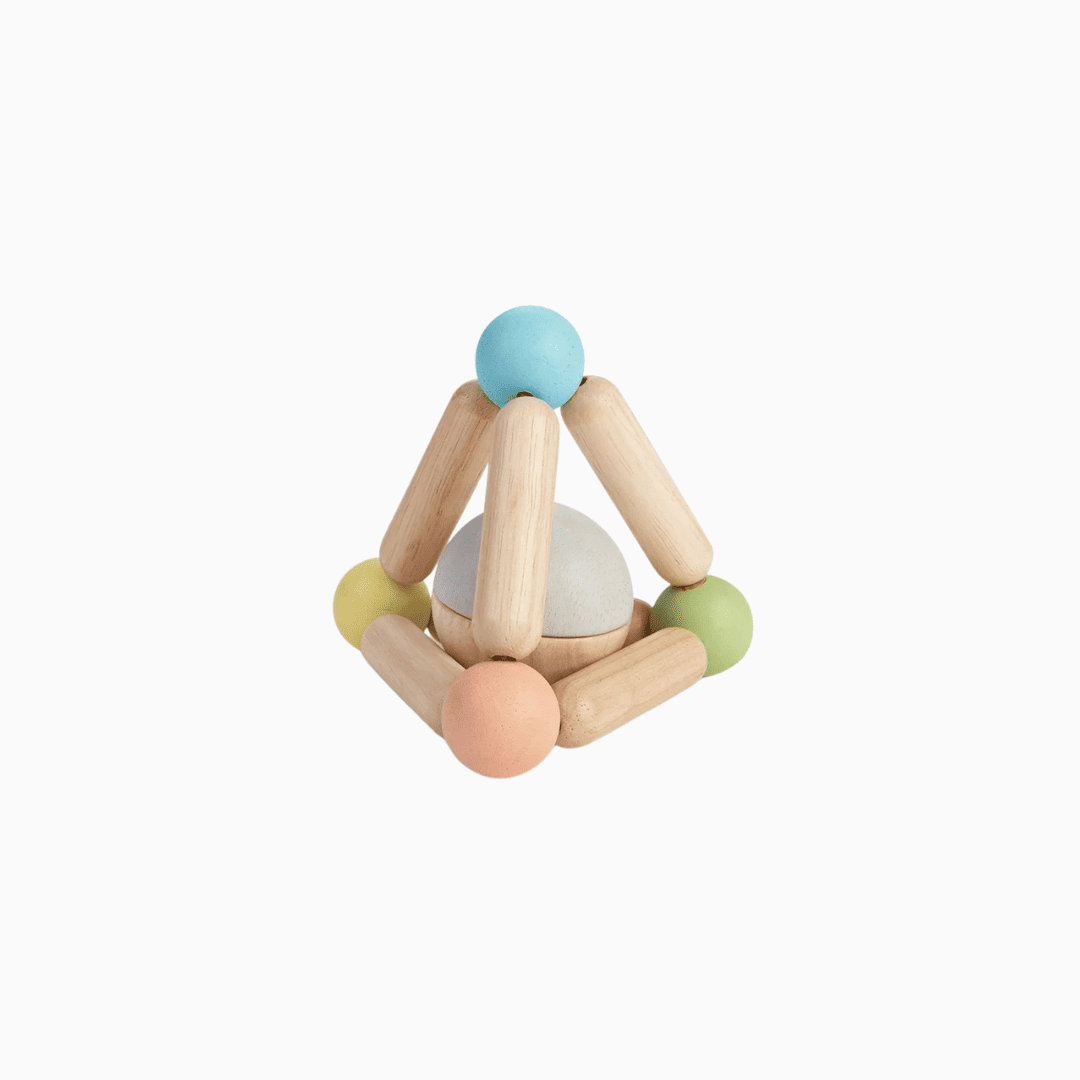 plantoys baby speelgoed rammelaar driehoek in pastel kleuren