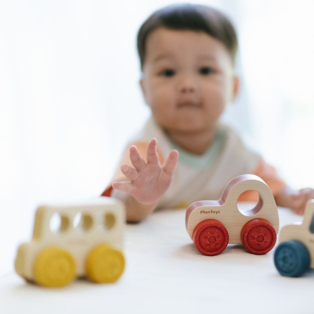 Plantoys houten speelgoedauto gele bus