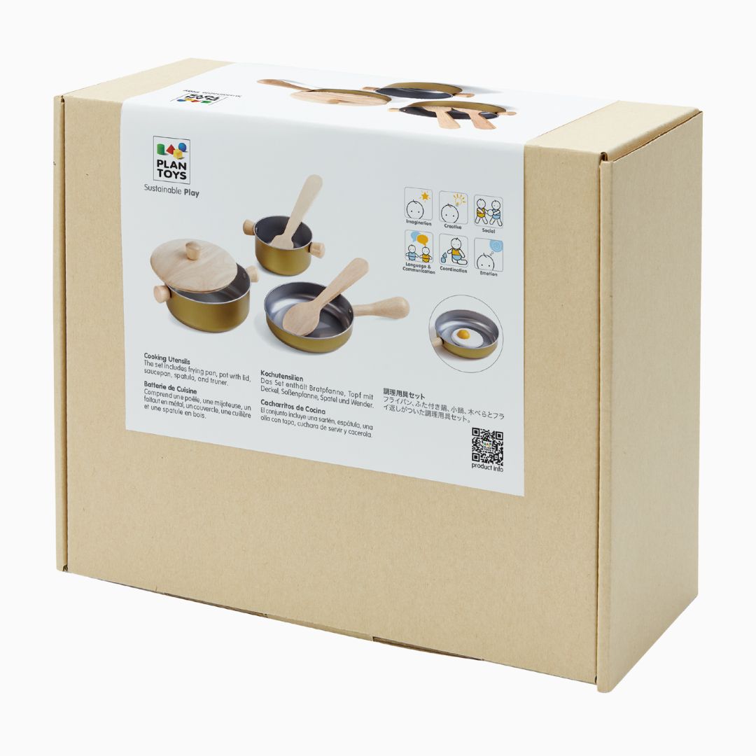 Plantoys pannenset van metaal en hout voor in het houten kinderkeukentje
