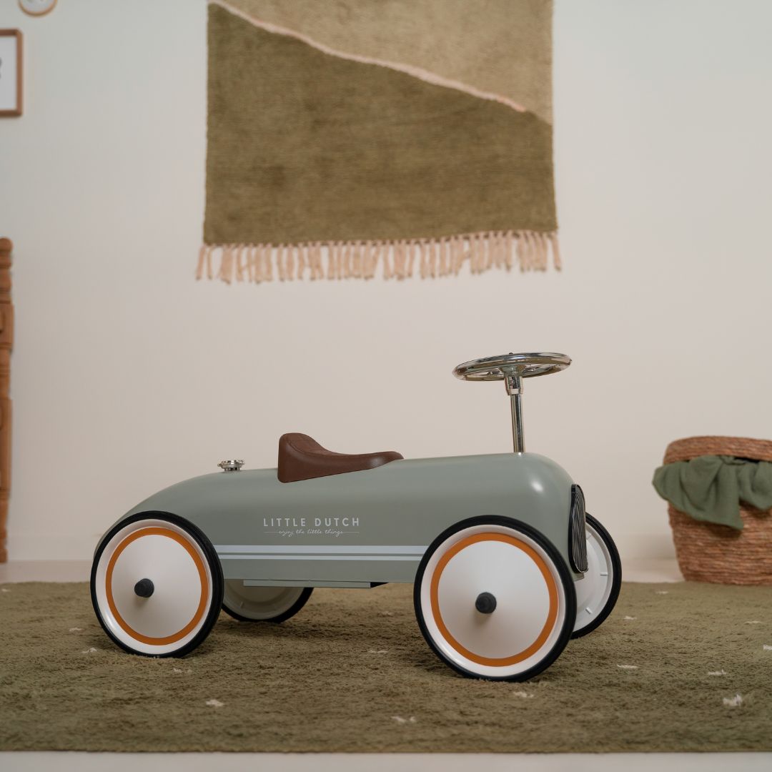 Little Dutch retro loopauto van metaal in de kleur olijfgroen