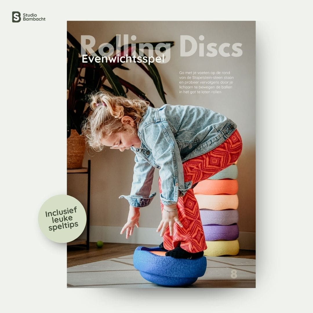 Een bladzijde van de Grimm's x Stapelstein Rolling Discs speelgids van Studio Bambacht.