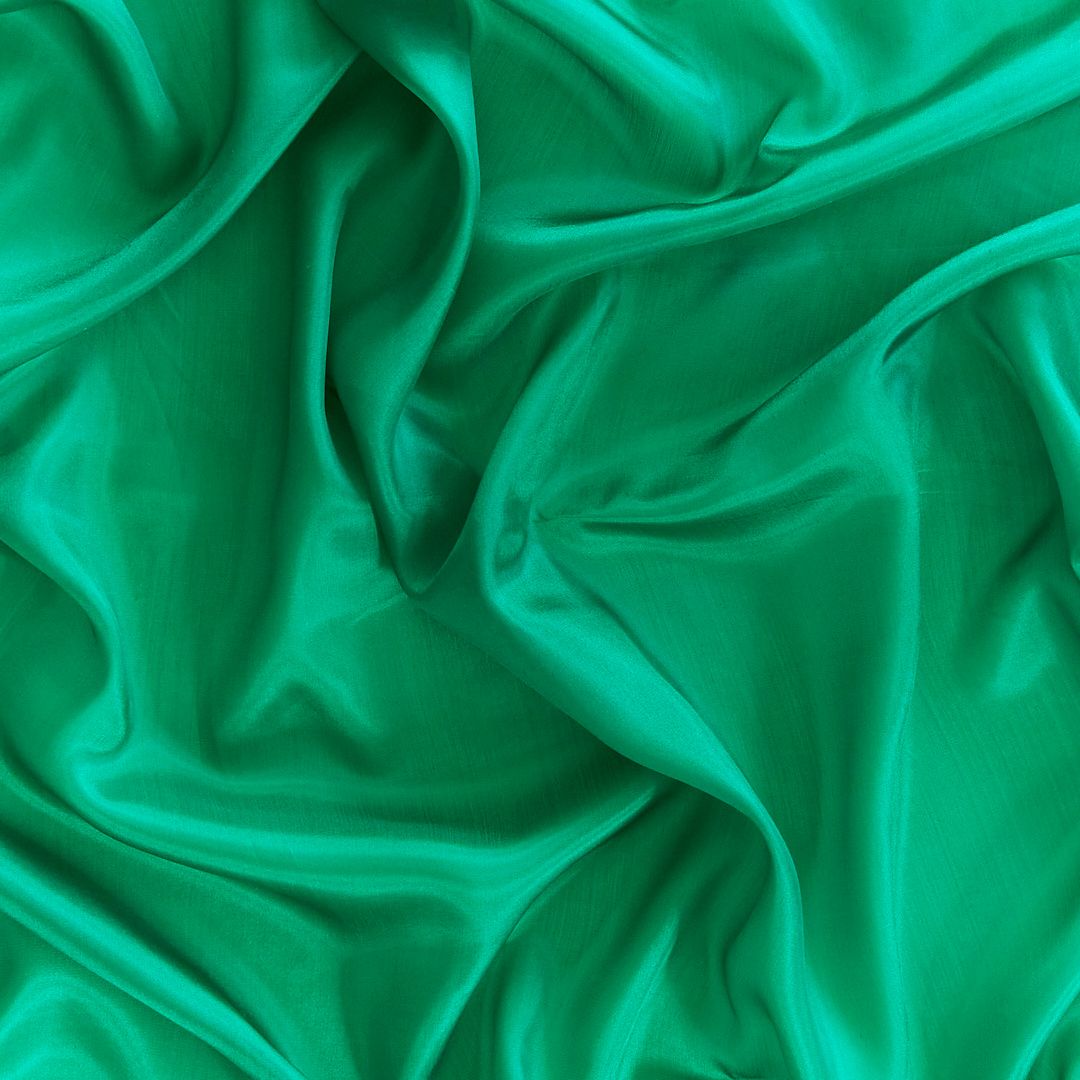 Sarah's Silks speelzijde in de groene kleur emerald van 88 bij 88 cm