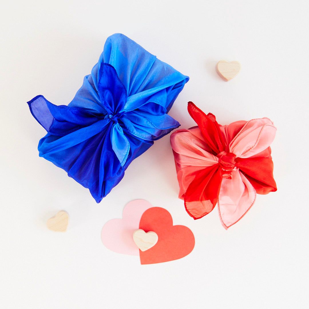 Speelzijde medium van Sarah's Silks valentijnscollectie in de kleur blueberry blauw