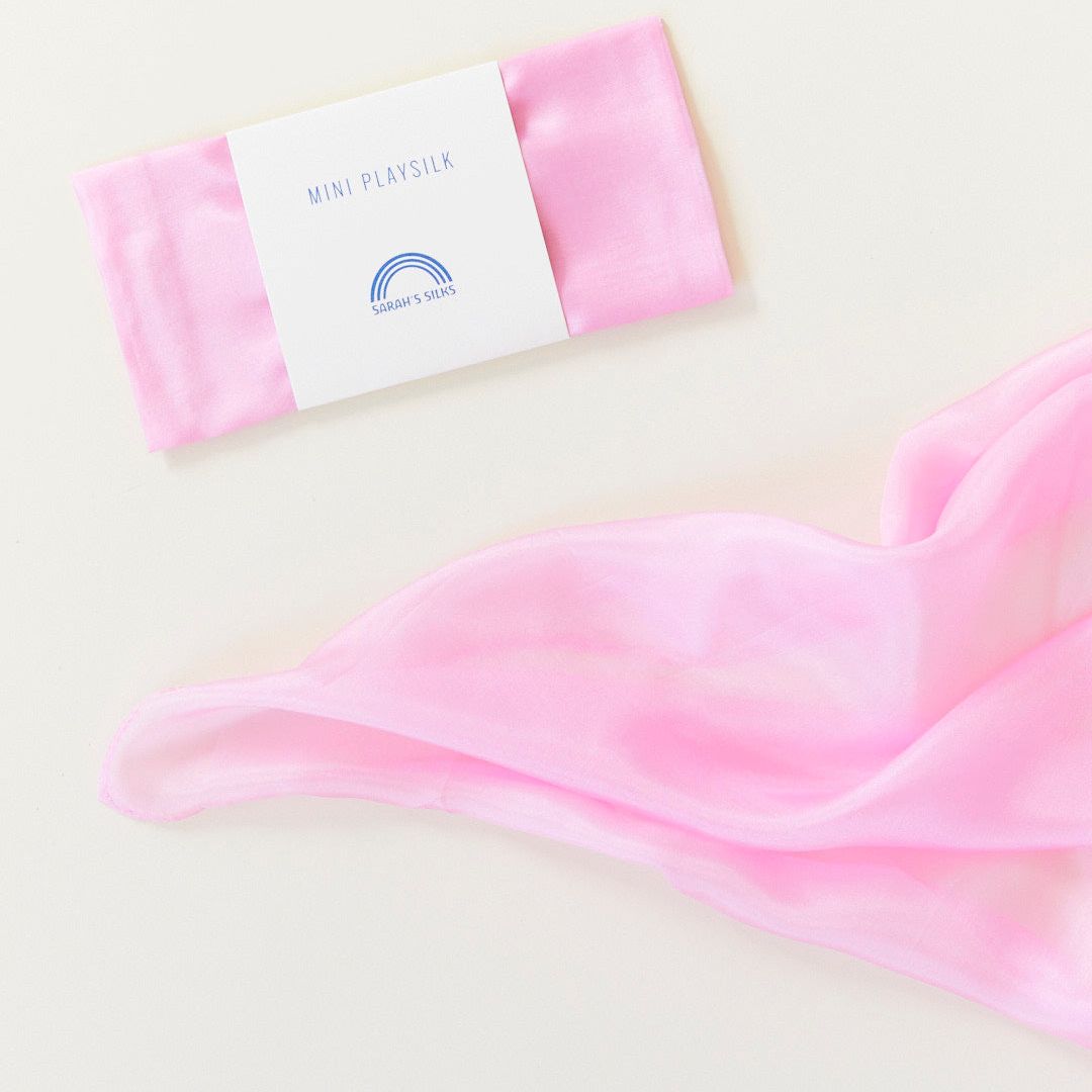 Speelzijde mini in de kleur roze van Sarah's Silks