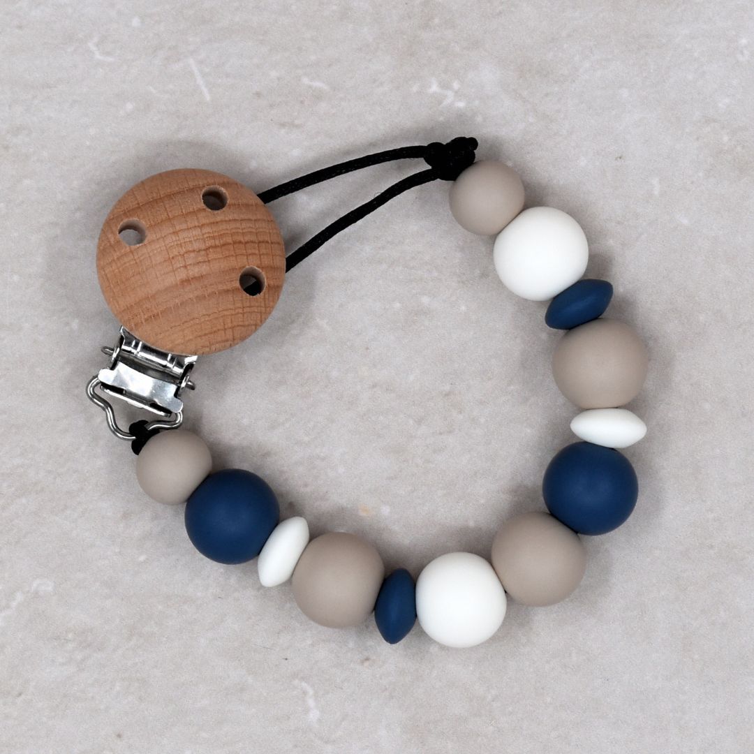 Speenkoord zonder naam navy blauw en taupe van Studio Bambacht