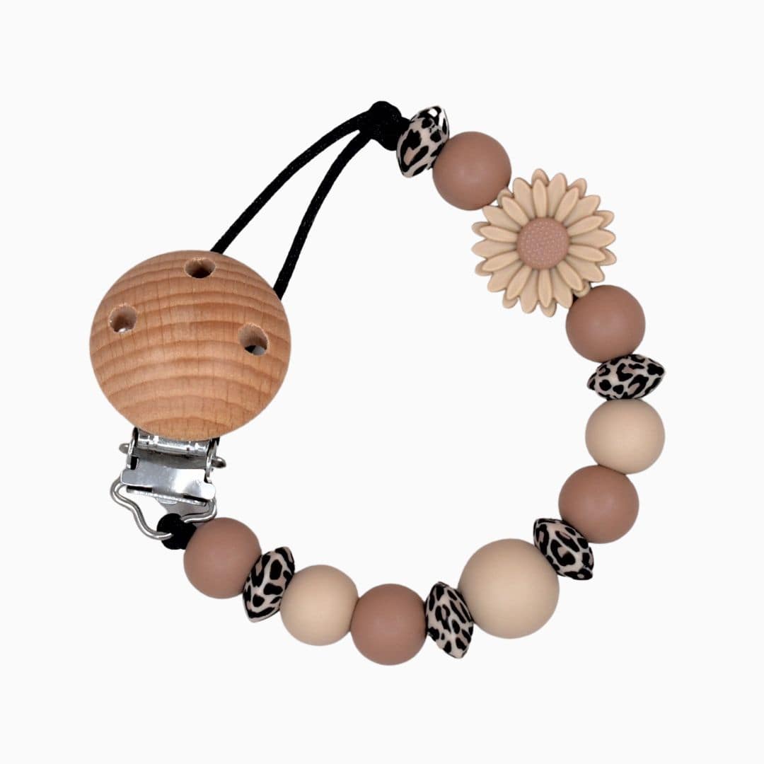 Speenkoord zonder naam in de kleuren zwart, beige en hazelnoot bruin met bloem en luipaardprint van Studio Bambacht