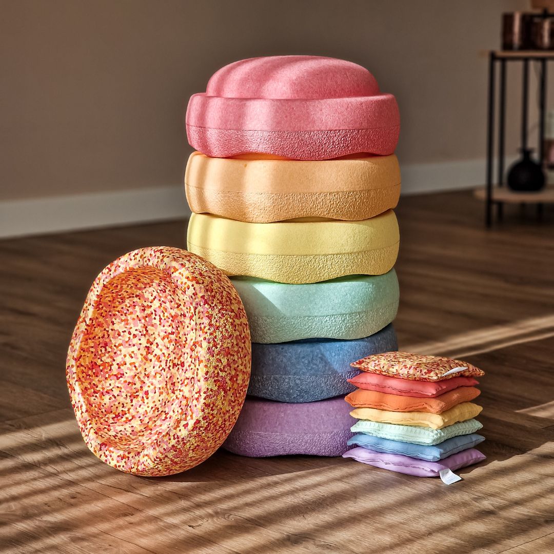 Combideal kortingsactie met stapelstein stenen pastel en super warm en little botanic label sensorische pittenzakjes pastel en super warm