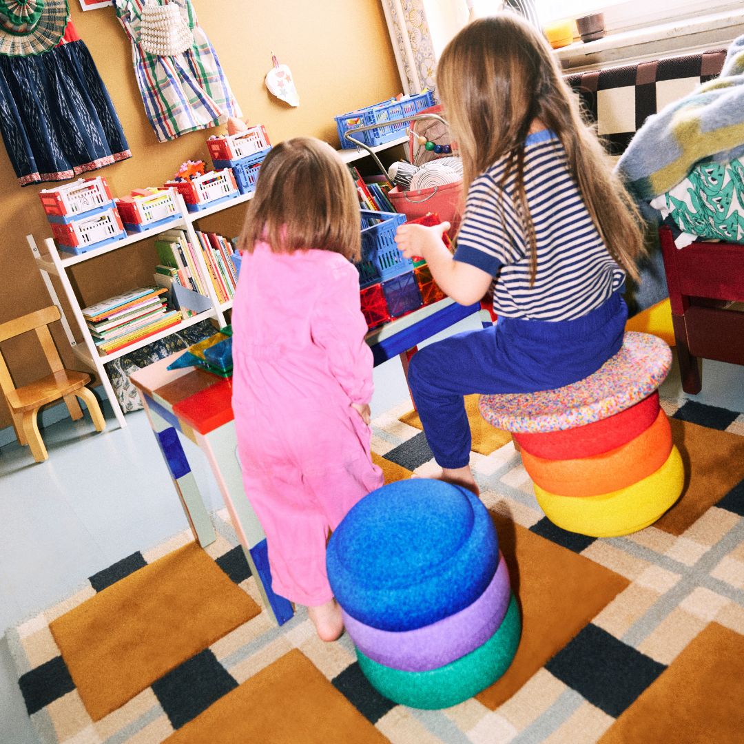 Stapelstein 6 + 1 set rainbow met 6 stapelstenen en 1 balance board super confetti