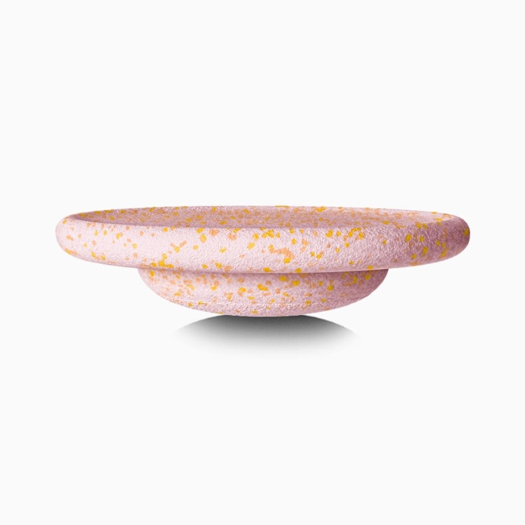 Stapelstein balance board petal in de kleur licht roze met spikkels in licht oranje en geel