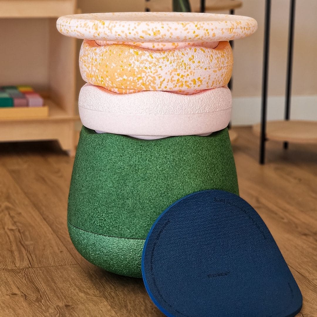 Stapelstein spring special dynamic all set met donker groene base, stapelstein original stenen petal en roze en balansbord petal