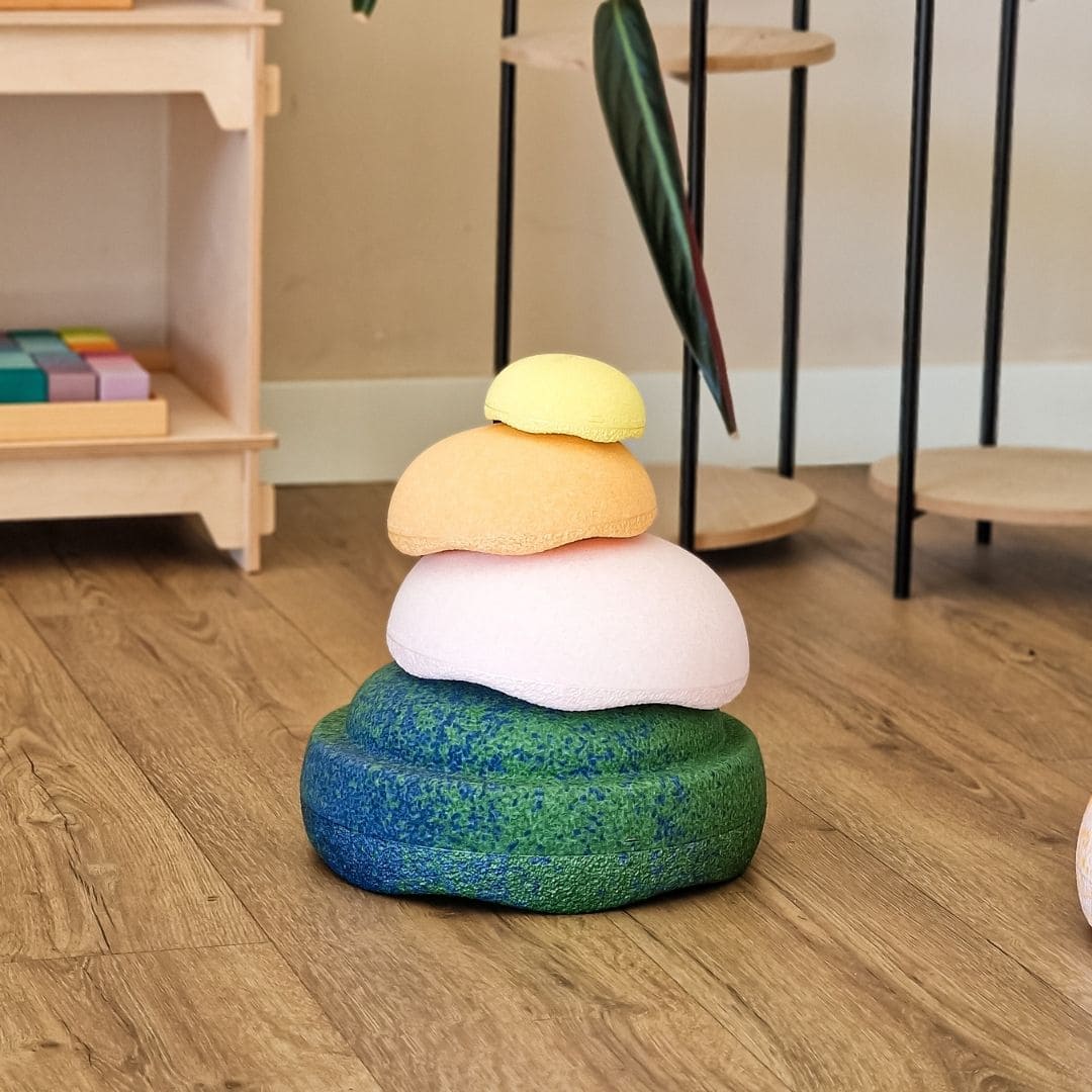 Stapelstein inside spring special met 3 inside stenen en 1 original steen