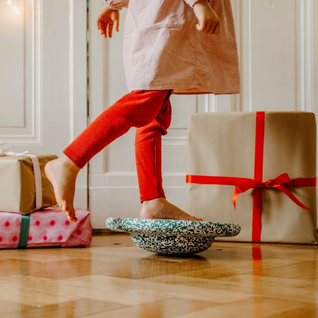 Limited editon Stapelstein balansbord kerst special in de kleur blush roze en dark green donker groen