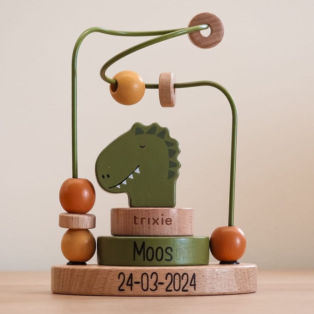 Trixie houten kralenframe Mr. Dino in de kleur groen