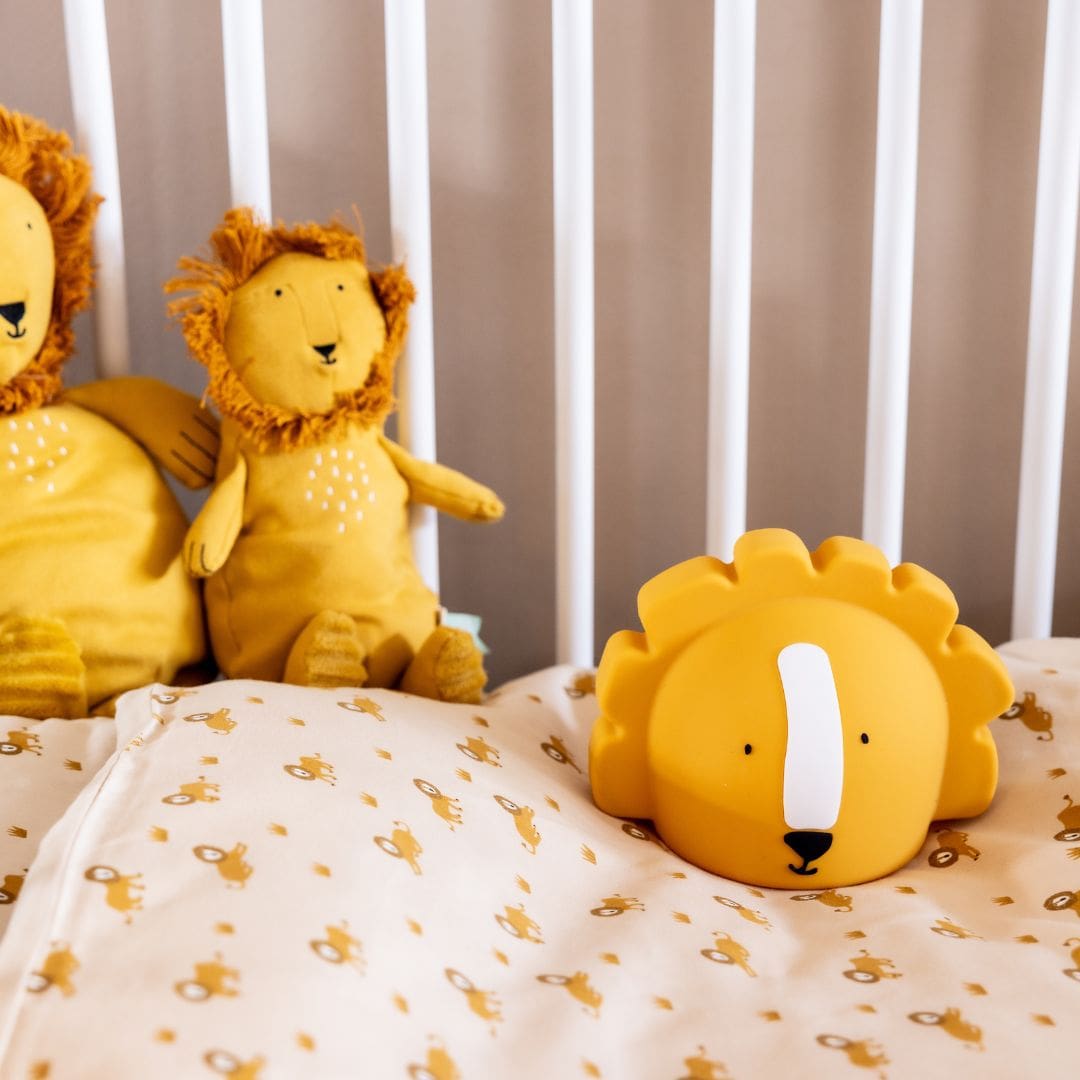 Trixie oplaadbaar nachtlampje Mr. Lion van siliconen in de kleur okergeel