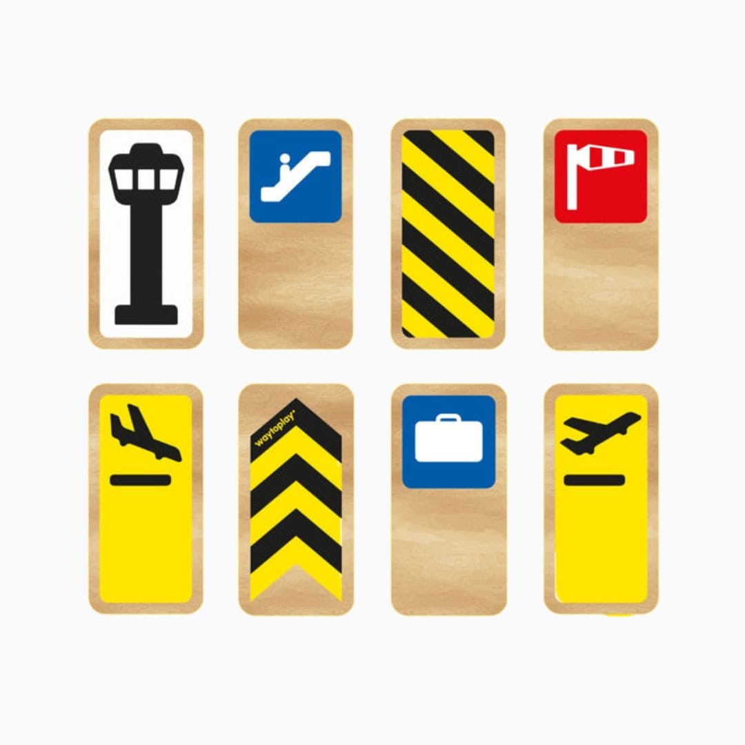 Waytoplay road blocks airport signs vliegveld borden