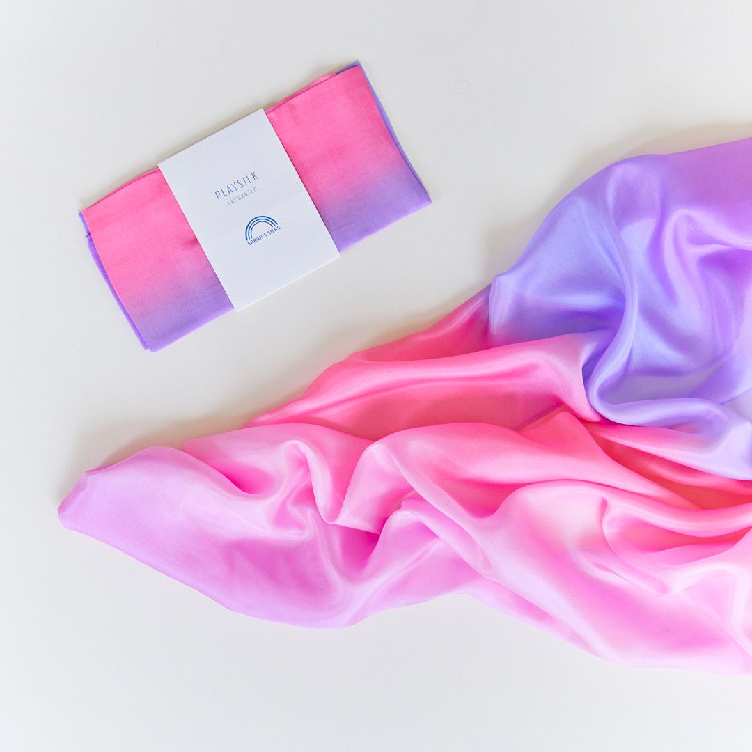 Zijden speeldoek van Sarah's Silks middel enchanted blossom paars roze