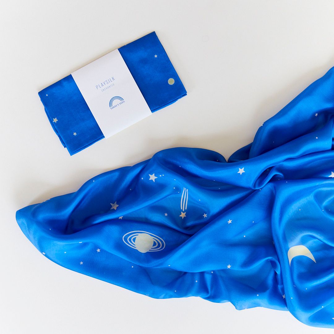 Zijden speeldoek Sarah's Silks middel enchanted sterrennacht blauw