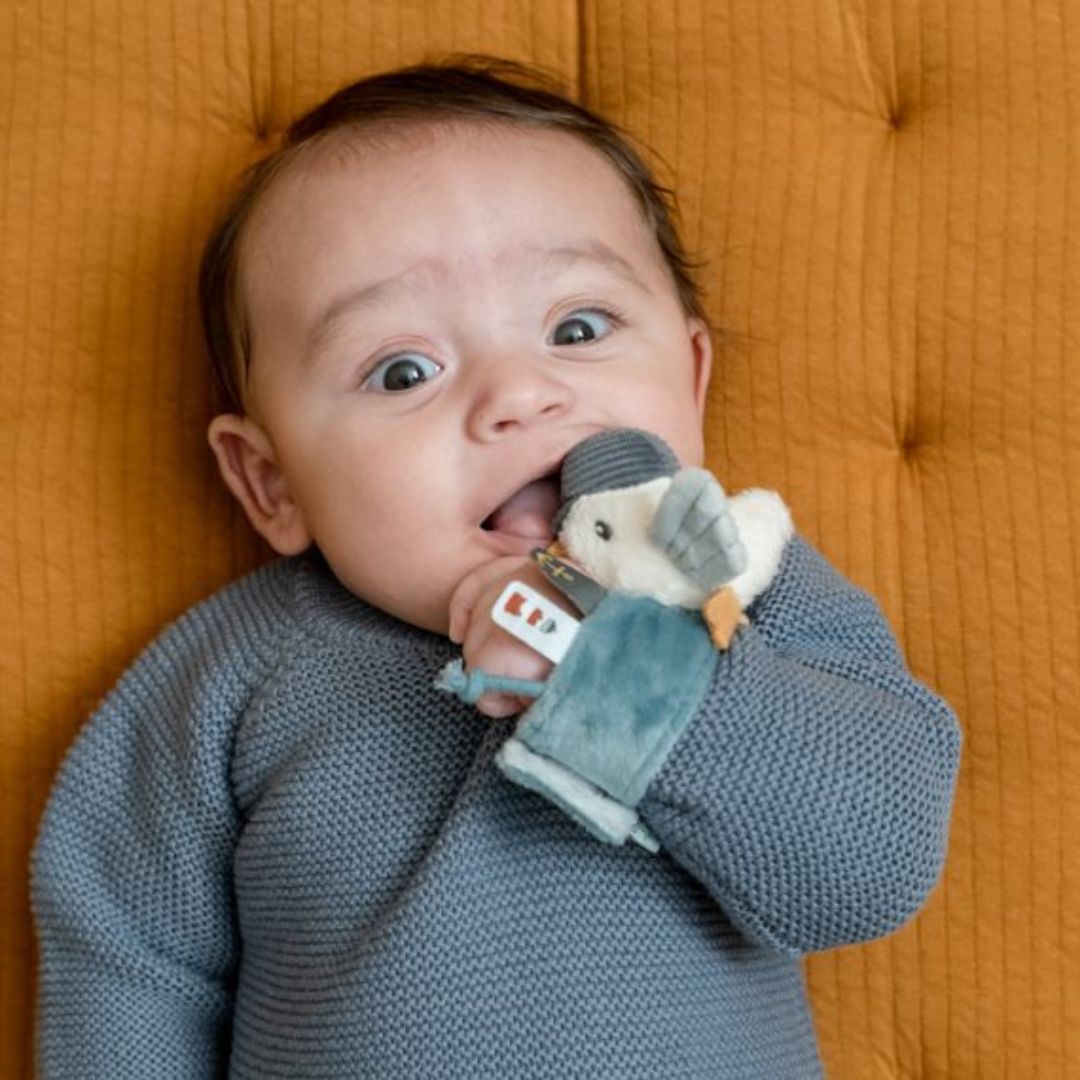 Little Dutch armband rammelaar Sailors Bay blauw