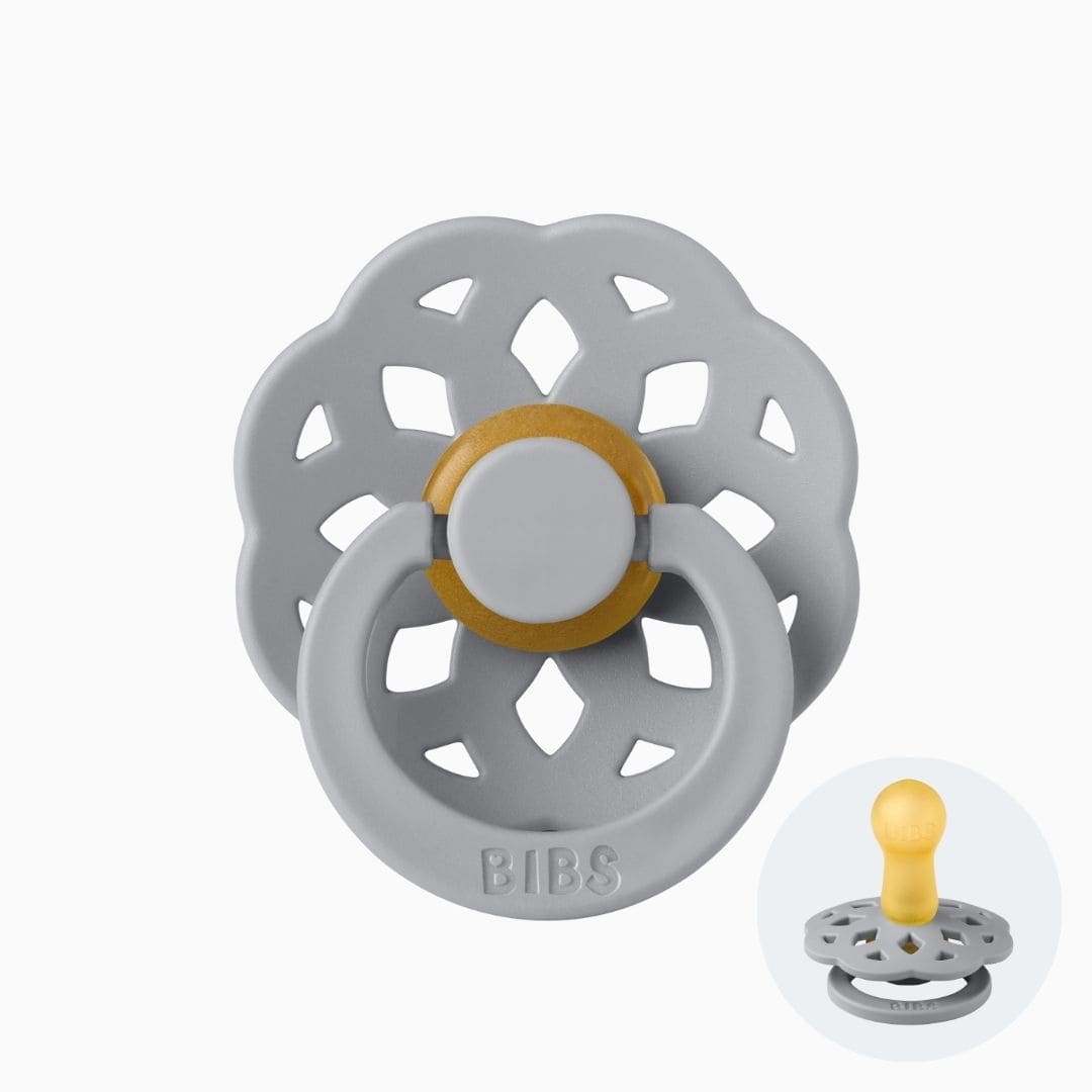 BIBS Boheme fopspeen met natuurrubber speen in de kleur cloud grijs