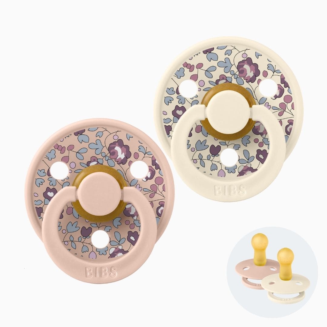 BIBS X LIBERTY fopspeen met ronde natuurrubber speen en bloemenprint eloise in ivory wit en blush oudroze