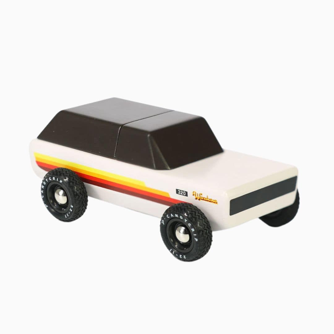 Candylab Toys houten speelgoed auto Americana Wanderer jeep massief beukenhout