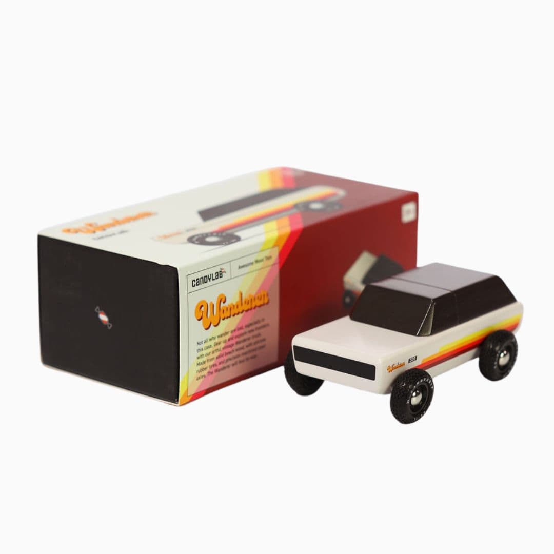 Candylab Toys houten speelgoed auto Americana Wanderer jeep massief beukenhout