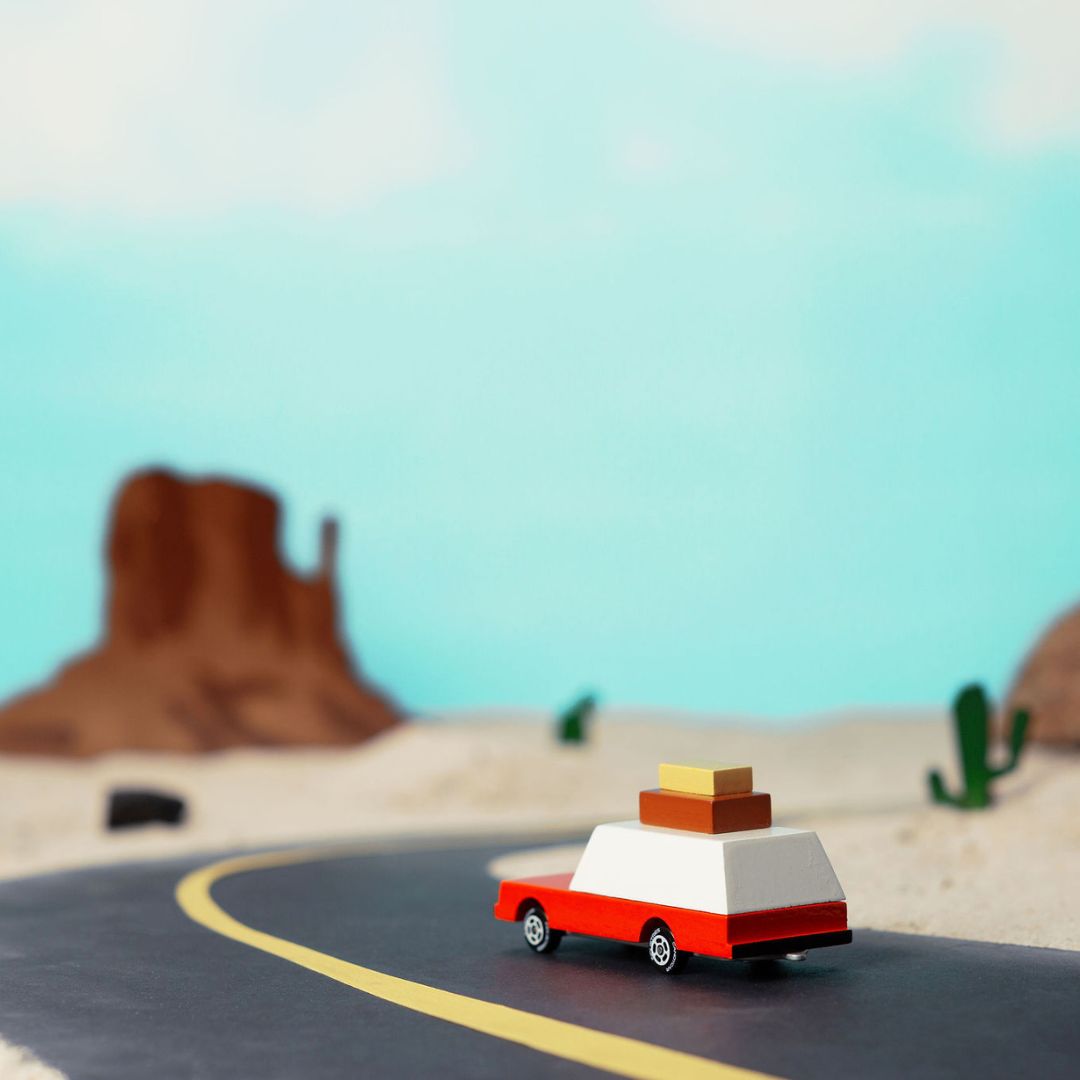 Candylab Toys houten speelgoed auto Candycar Luggage wagon van massief beukenhout