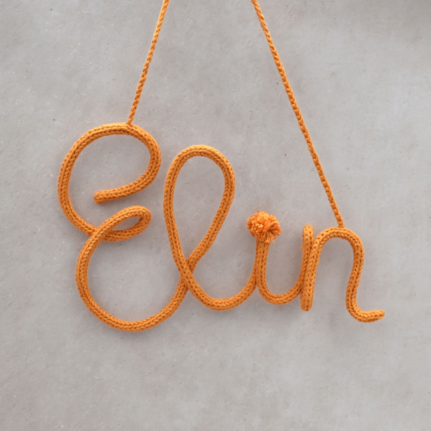 Punniknaam is een naamhanger voor op de kinderkamer handgemaakt door Iris van Studio Bambacht