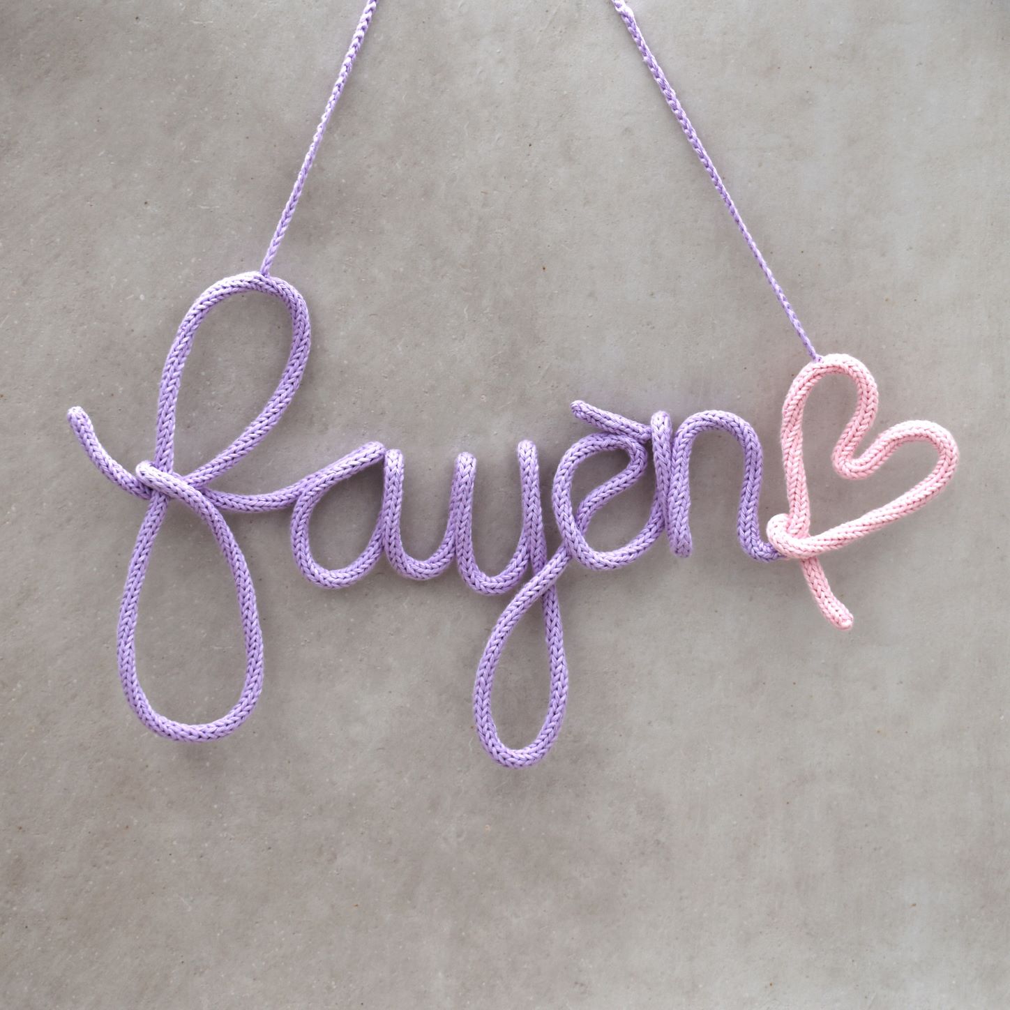 Punniknaam is een naamhanger voor op de kinderkamer handgemaakt door Iris van Studio Bambacht