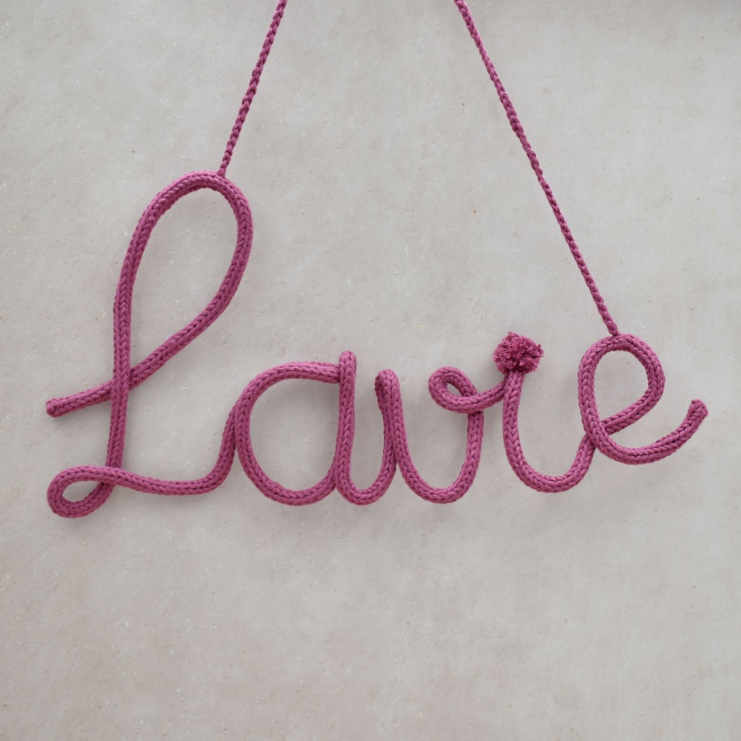 Punniknaam is een naamhanger voor op de kinderkamer handgemaakt door Iris van Studio Bambacht