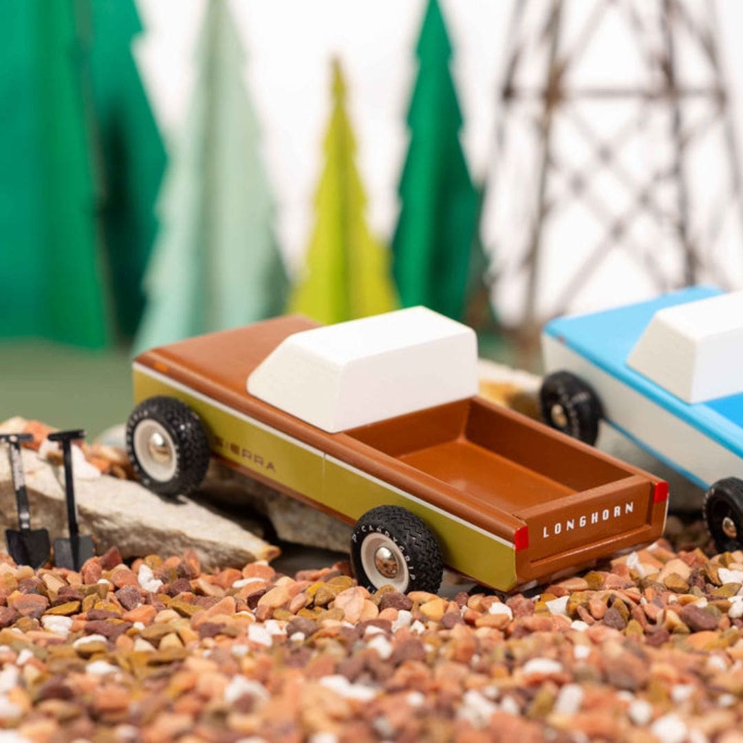 Candylab Toys houten speelgoed auto Americana Longhorn Sierra pick-up truck van massief beukenhout