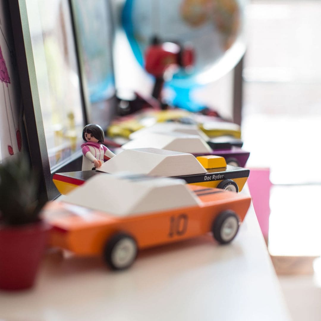 Candylab Toys houten speelgoed raceauto American GT 10 oranje van massief beukenhout