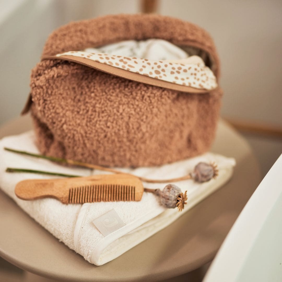 Jollein etui van teddy boucle stof in de kleur bruin