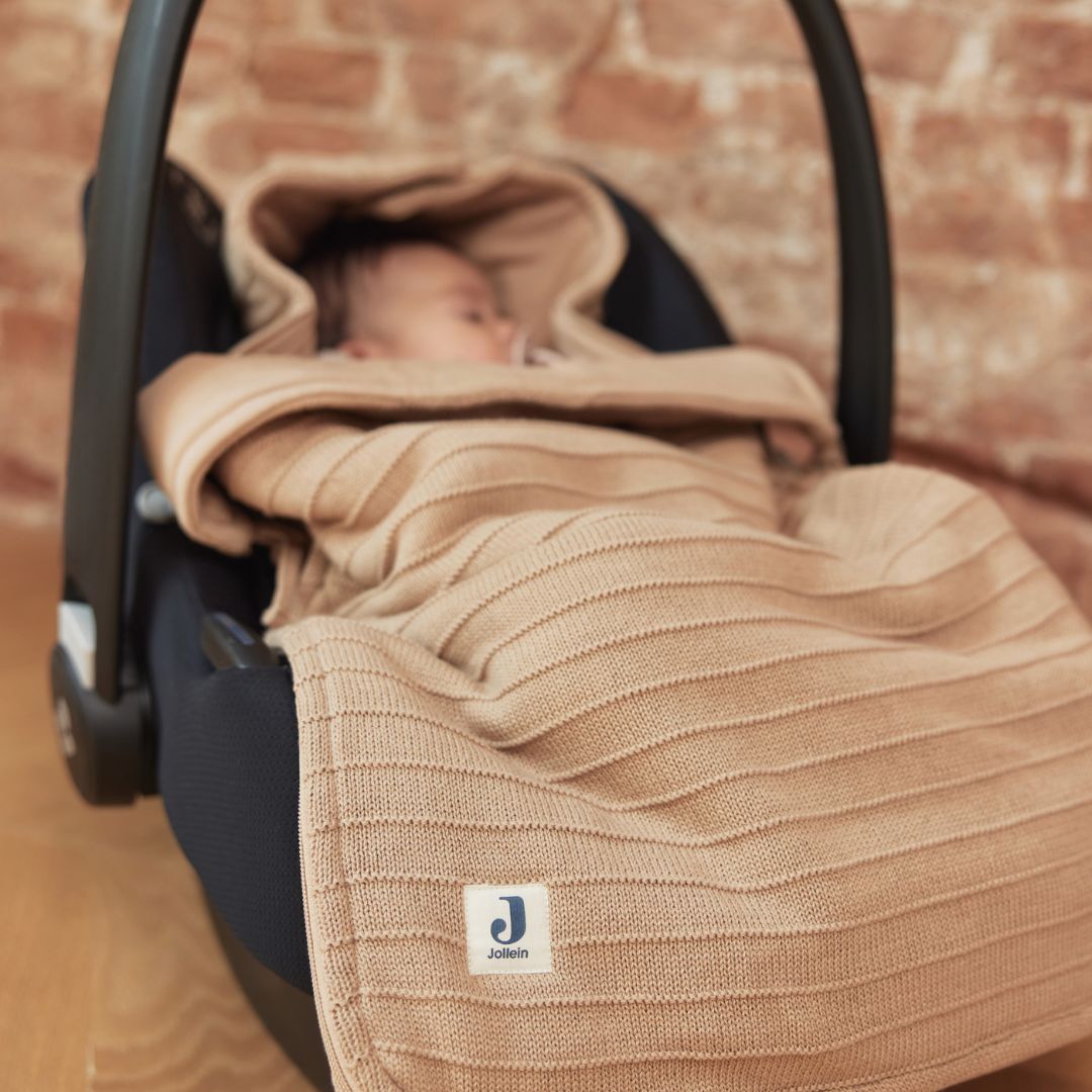 Jollein voetenzak voor maxicosi en autostoel pure knit collectie biscuit