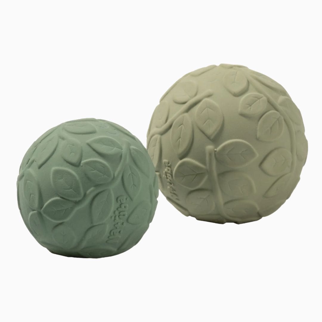 Natruba sensorisch speelgoedballen van natuurrubber in de kleur groen