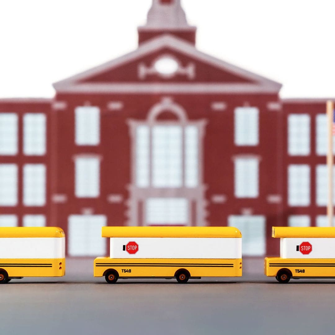 Candylab School Bus - Candycar