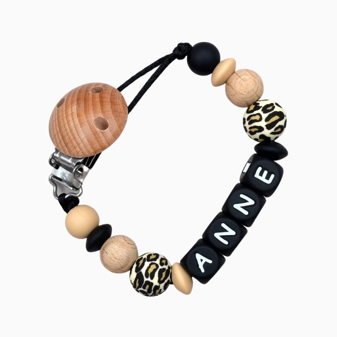 Speenkoord met naam van Studio Bambacht in zwart luipaard en beige