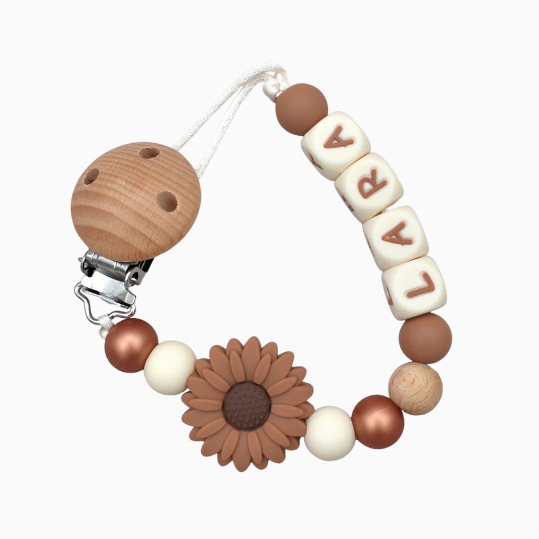 Speenkoord met naam madelief daisy brons Studio Bambacht