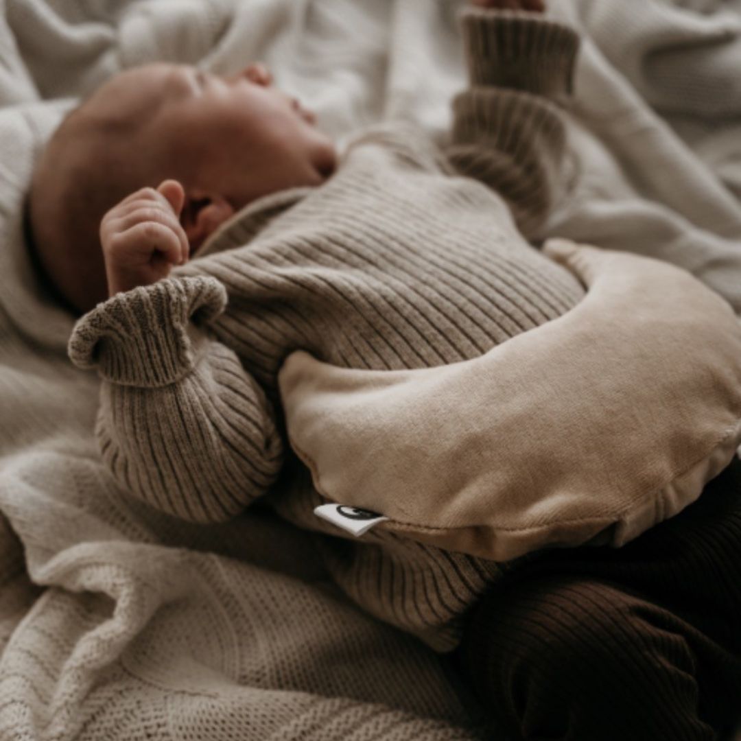 5 tips voor het verlichten van darmkrampjes bij je baby