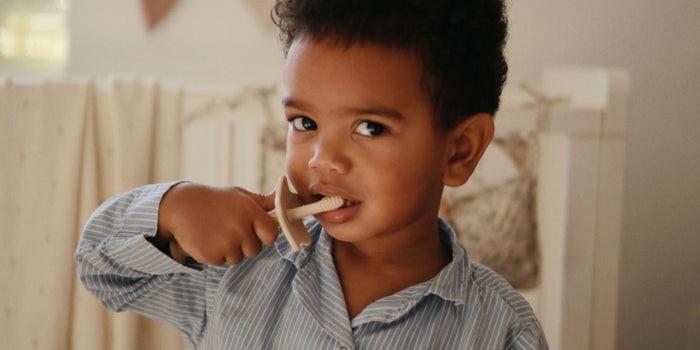 Zo poets je de tanden van je baby 