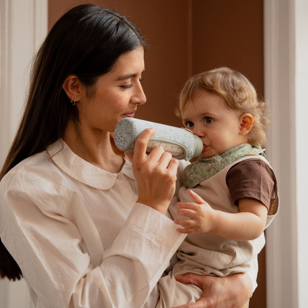 BIBS x Liberty flesetui om de glazen fles te beschermen