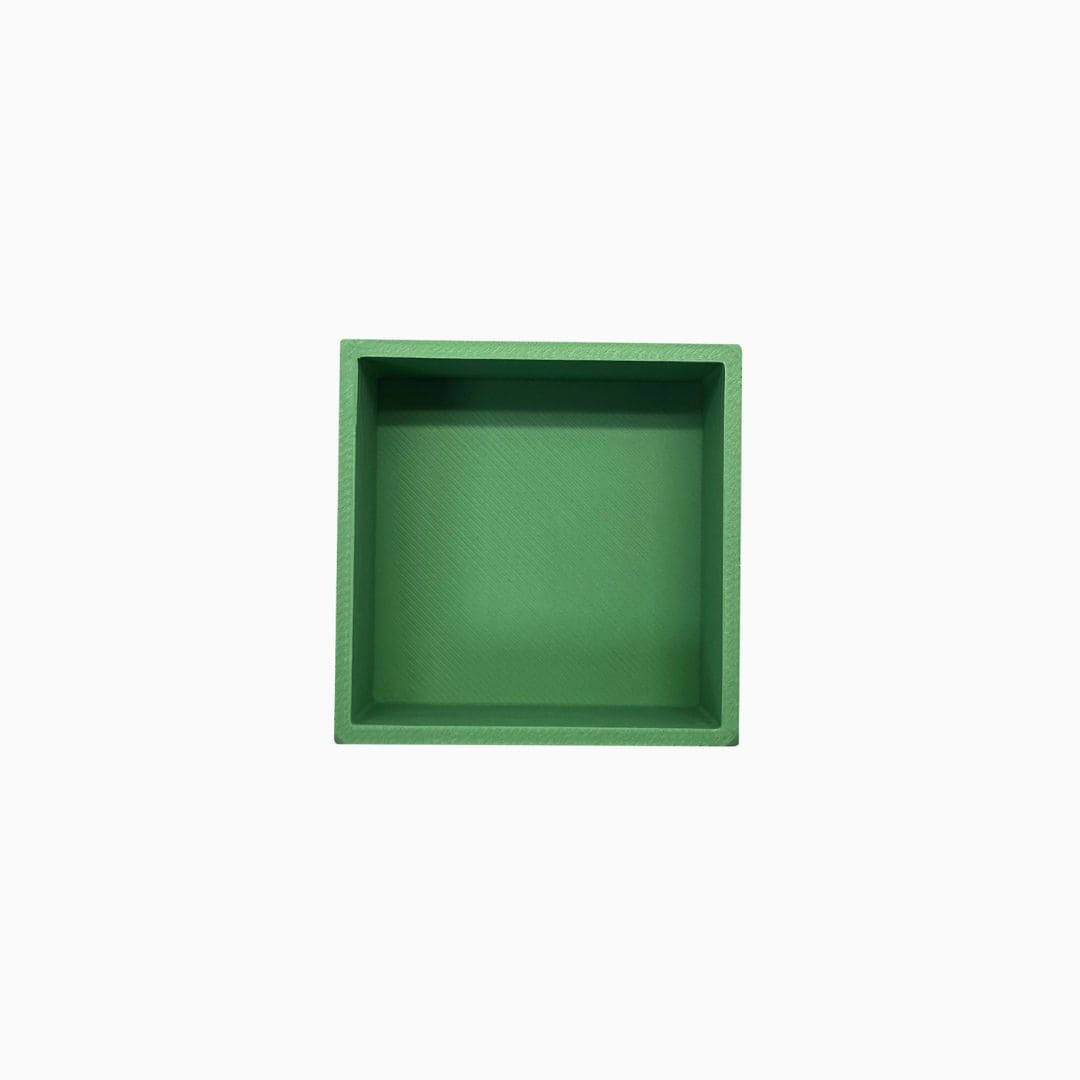 Grennn speelbakje 'mandigo' vierkant in de kleur groen