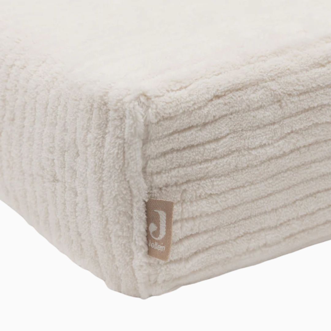 Jollein aankleedkussenhoes cloudy rib in de kleur oatmeal